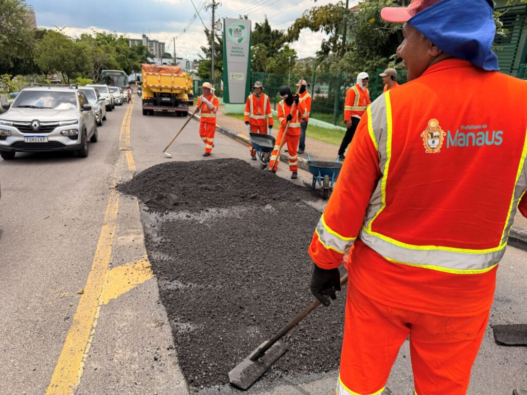 Prefeitura-de-Manaus-intensifica-recuperacao-asfaltica-na-avenida-Djalma-Batista-e-fortalece-mobilidade-em-um-dos-principais-corredores-viarios-da-capital-2