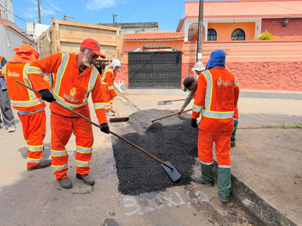 Prefeitura-de-Manaus-intensifica-recuperacao-asfaltica-no-bairro-Santo-Antonio-e-garante-mais-seguranca-para-moradores-da-zona-Oeste